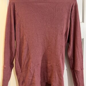 Express Women’s Crewneck Shirt - Maroon